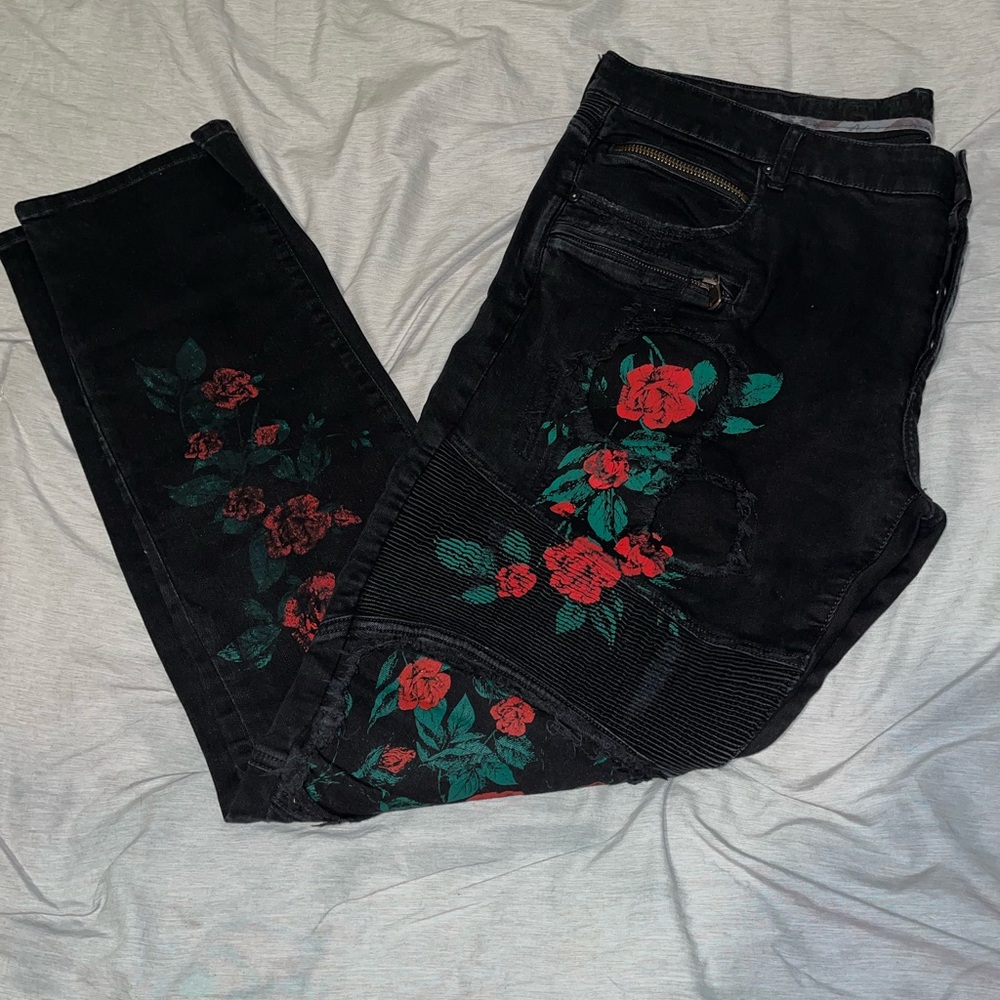 Black rockstar jeans!!!